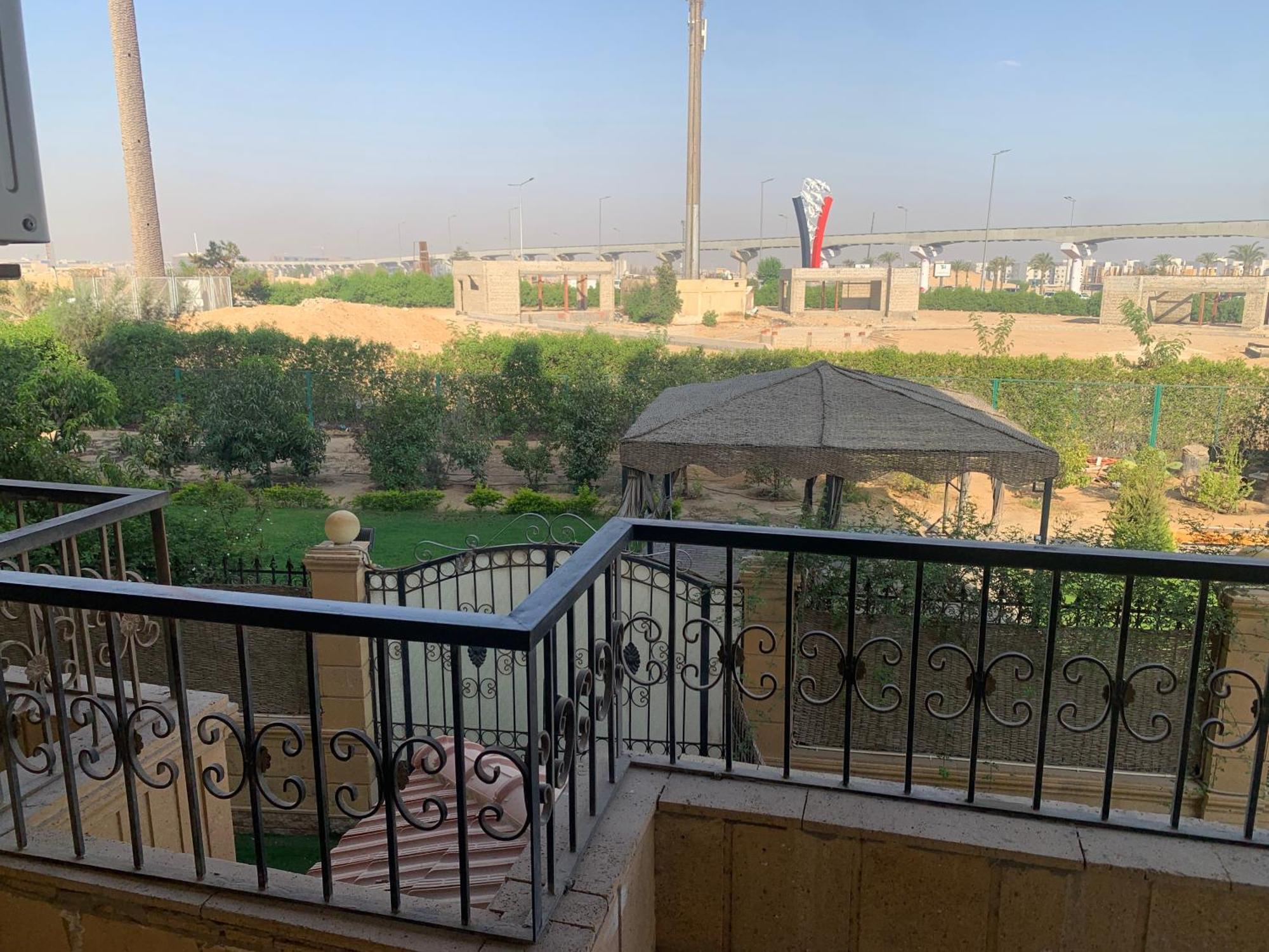 Luxury Apartments Beside Mall Of Arabia And Dar Al-Fouad Hospital - Families Only- No Alcoholic Beverages 6th of October City Luaran gambar