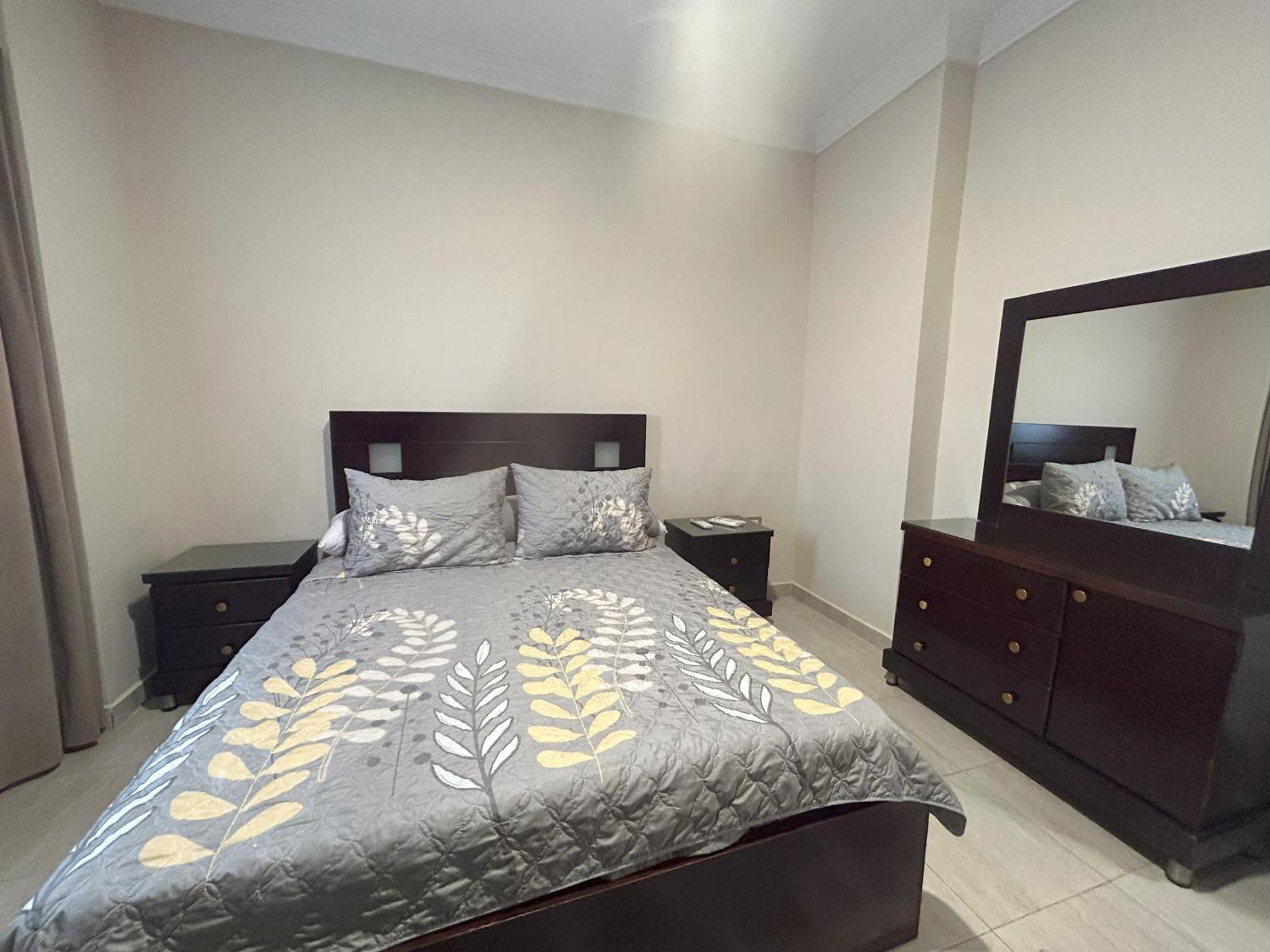 Luxury Apartments Beside Mall Of Arabia And Dar Al-Fouad Hospital - Families Only- No Alcoholic Beverages 6th of October City Luaran gambar